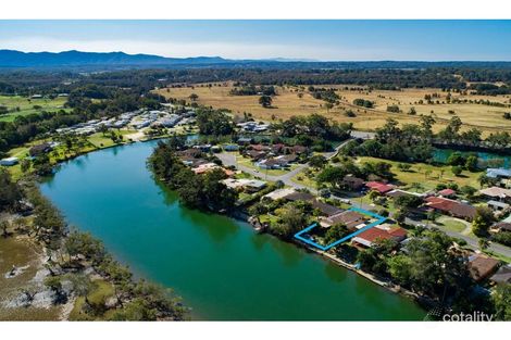 Property photo of 17 Newry Island Drive Urunga NSW 2455