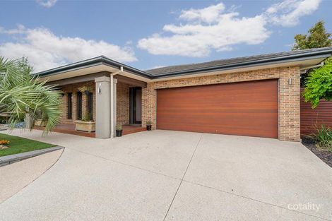 8 Mandalay Cct, Beveridge, VIC 3753