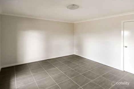 Property photo of 13 Posy Lane Mernda VIC 3754