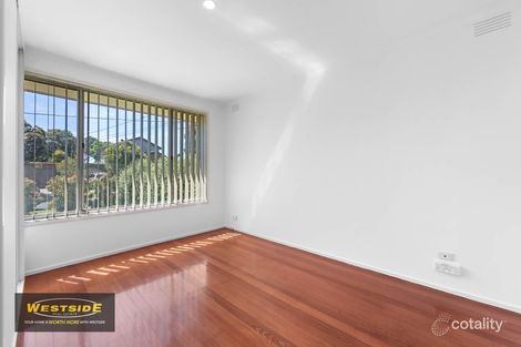 Property photo of 9 Emden Court St Albans VIC 3021