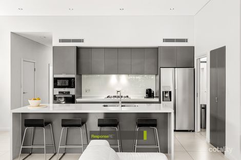 Property photo of 30 Solent Circuit Norwest NSW 2153