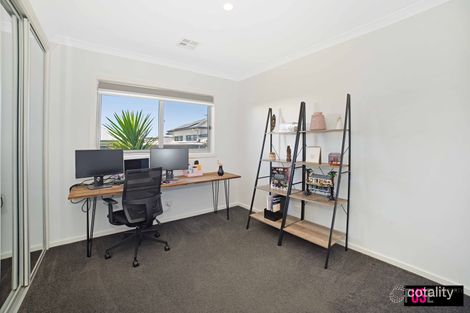 Property photo of 25 Quigley Street Googong NSW 2620