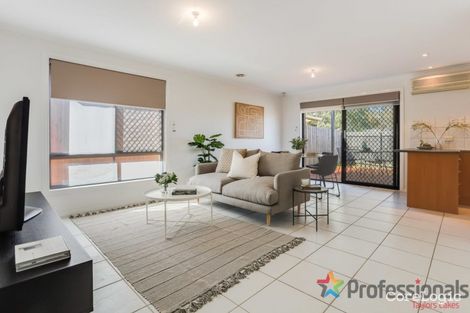 Property photo of 8/21 Patonga Drive Delahey VIC 3037