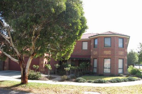 7 Stanford Cl, Fawkner, VIC 3060