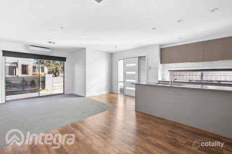 Property photo of 8 Catalina Court Ballarat East VIC 3350