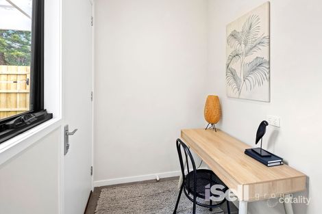 Property photo of 2/77 Hillside Street Springvale VIC 3171