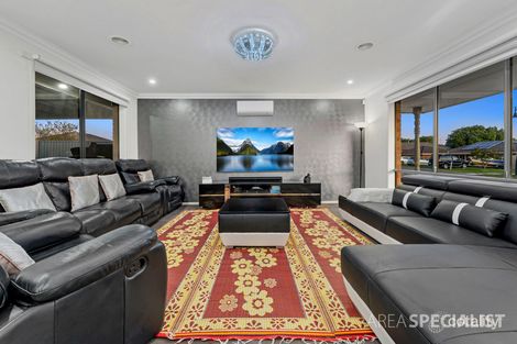 Property photo of 4 Golden Wattle Court Cranbourne VIC 3977