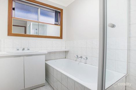 Property photo of 345 Heaths Road Werribee VIC 3030