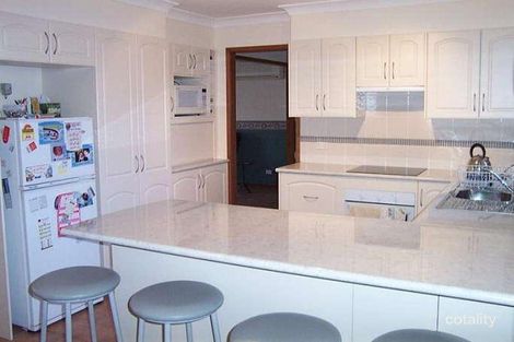 Property photo of 12 Cavalier Parade Bomaderry NSW 2541