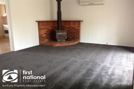 Property photo of 8 Bennett Close Lancefield VIC 3435