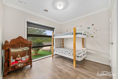 Property photo of 14 Higgins Street Fraser Rise VIC 3336