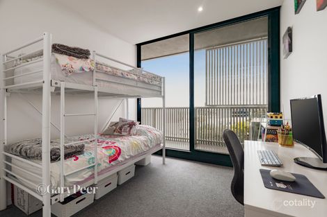 Property photo of 404/28 Riddell Parade Elsternwick VIC 3185