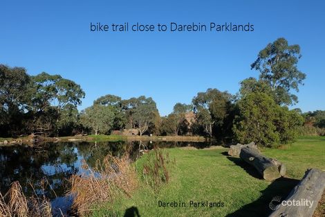 Property photo of 18 Athelstane Grove Ivanhoe VIC 3079