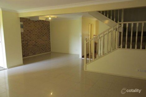 Property photo of 5/15-17 Hosking Crescent Glenfield NSW 2167