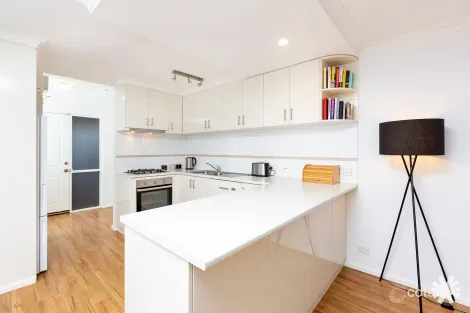 Property photo of 2/2 Manning Terrace South Perth WA 6151
