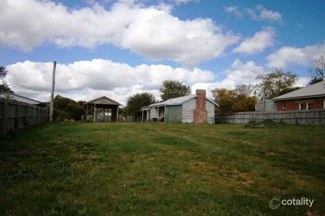 16 Edgecombe St, Kyneton, VIC 3444