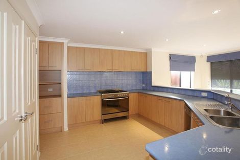 Property photo of 11 Blake Street Berwick VIC 3806