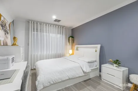 Property photo of 12 Pennington Way Brabham WA 6055