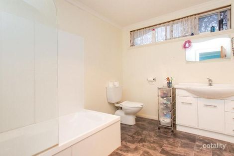 Property photo of 73 Timbarra Way Red Cliffs VIC 3496