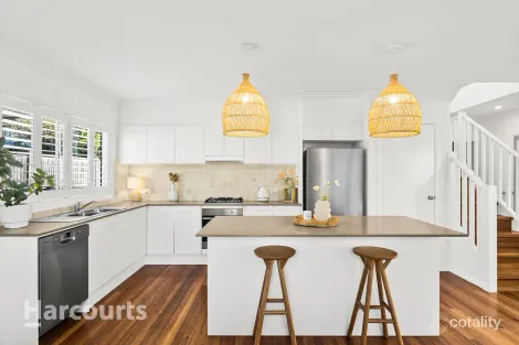 Property photo of 115 Riverside Drive Kiama Downs NSW 2533