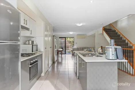 Property photo of 31/10 Riverview Road Nerang QLD 4211