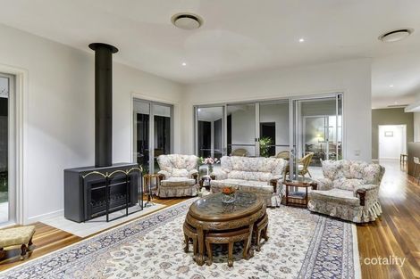 Property photo of 5 Swindon Close Fig Tree Pocket QLD 4069