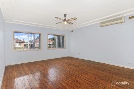 Property photo of 5 Styles Place Merrylands NSW 2160