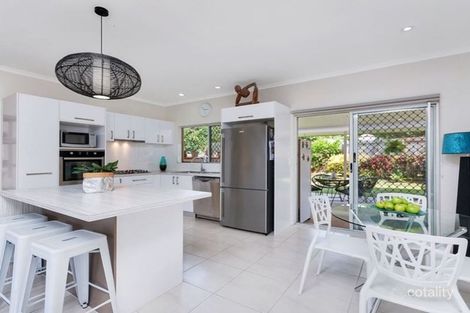 Property photo of 18 Leeuwin Crescent Bentley Park QLD 4869