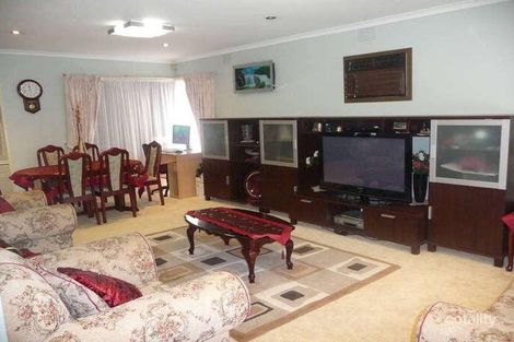 Property photo of 40 Maplewood Road Kings Park VIC 3021