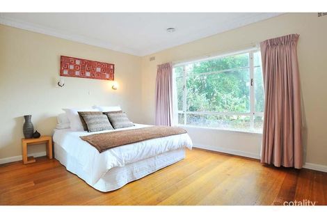 Property photo of 25 Stenhouse Avenue Brooklyn VIC 3012