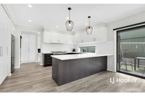 Property photo of 36 Wedding Drive Wallan VIC 3756