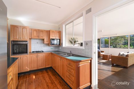 Property photo of 32 Myamblah Crescent Merewether NSW 2291