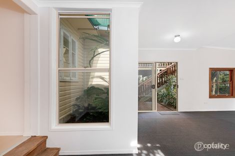 Property photo of 193 Cliveden Avenue Oxley QLD 4075