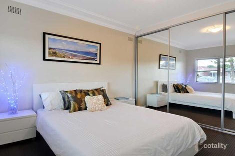 Property photo of 10 Craig Crescent Dapto NSW 2530