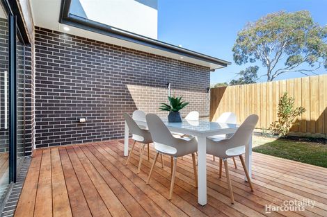 Property photo of 1/27 Blue Hills Avenue Mount Waverley VIC 3149