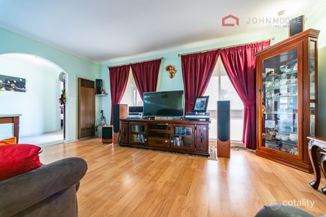 Property photo of 89 Undurra Drive Glenfield Park NSW 2650