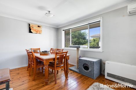 Property photo of 5 Miriyan Drive Kelso NSW 2795