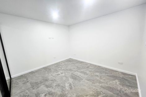 Property photo of 29 Gilgandra Road Hoxton Park NSW 2171