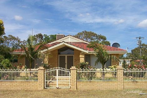 3 Dundee Way, Camillo, WA 6111