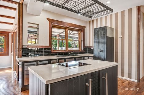 Property photo of 6 Mostyn Crescent Bushland Beach QLD 4818