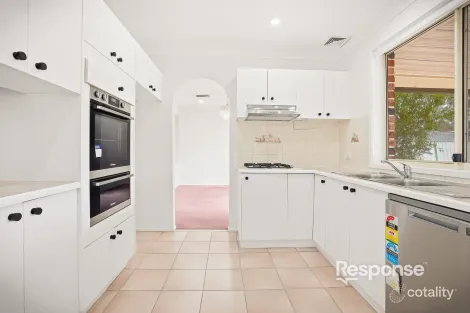 Property photo of 5 Falcon Crescent Claremont Meadows NSW 2747