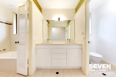 Property photo of 5 Cumbrian Close Northmead NSW 2152