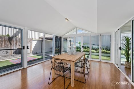 Property photo of 10 Kirribilli Court Kallaroo WA 6025