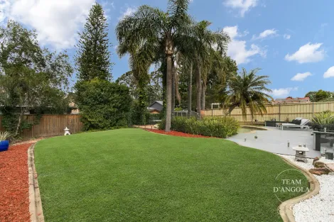 Property photo of 6 Trinity Place Cherrybrook NSW 2126