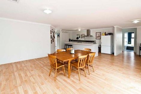 Property photo of 94 Lomas Circle Ellenbrook WA 6069