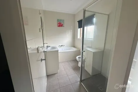 Property photo of 36 Garden View Drive Tarneit VIC 3029