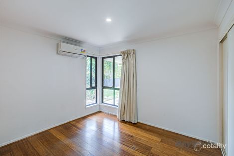 Property photo of 8 Glenelg Place Parkinson QLD 4115