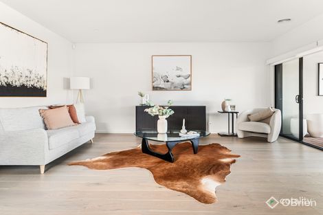 Property photo of 21 Bonfire Way Cranbourne South VIC 3977