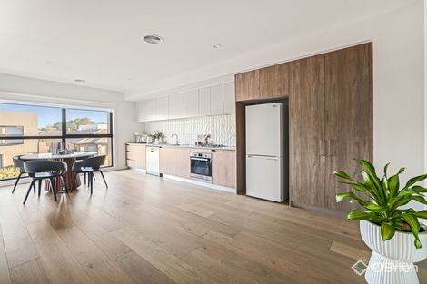 Property photo of 21 Bonfire Way Cranbourne South VIC 3977