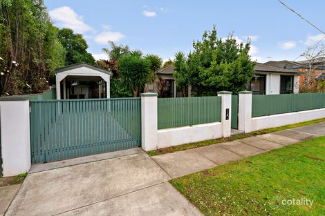 15b John St, Langwarrin, VIC 3910